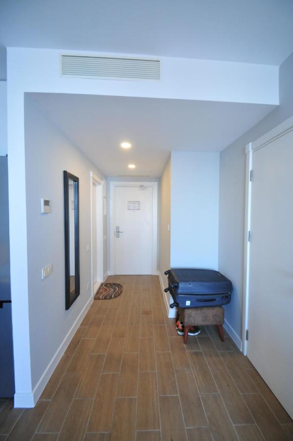 Sea View Apartment Near To The Dancing And Music Fountains Batumi Exterior photo