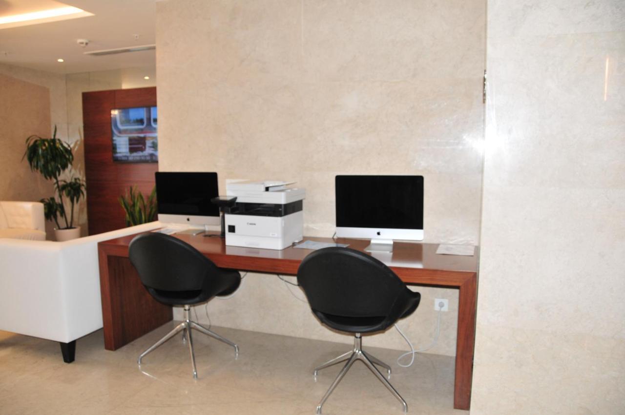 Sea View Apartment Near To The Dancing And Music Fountains Batumi Exterior photo